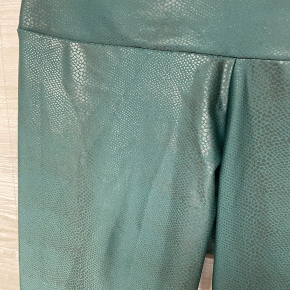 | ONZIE | leggings. Size S/M. - Picture 5 of 8